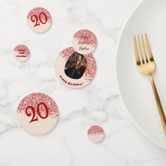 20e Ruby Red Glitter Verjaardag Foto Tafel Confetti