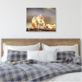 20x16 Chipmunk die een pinda eet Canvas Afdruk (Insitu (Slaapkamer))