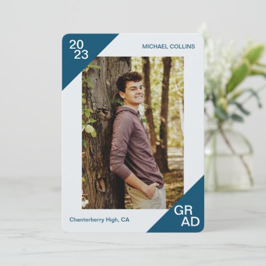 20XX Afstudeerder Aangepaste foto Eenvoudige blauw Aankondiging (Staand voorkant)
