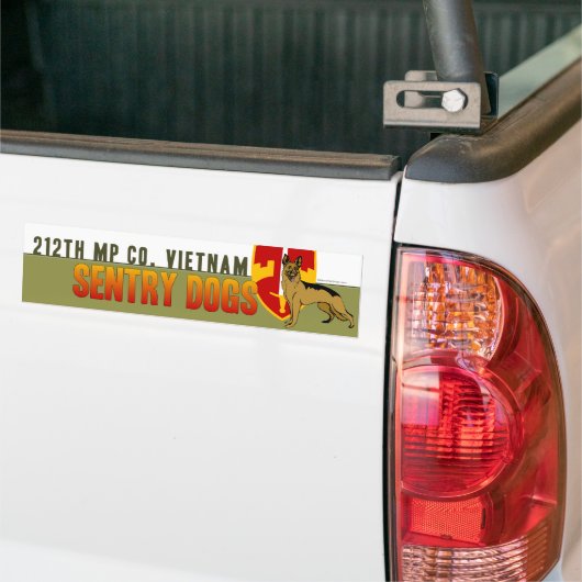 212e MP Co. Vietnam - Sentry-honden Bumpersticker (Op Truck)