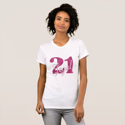 21 en juridische | Fun Pink Faux Glitter 21e verja T-shirt (Voorkant volledig)