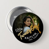 21e verjaardag aangepaste foto gouden kleur en zwa ronde button 7,6 cm (Voorkant /achterkant)