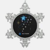21e verjaardag blauw en zwart gepersonaliseerd tin sneeuwvlok ornament (Voorkant)