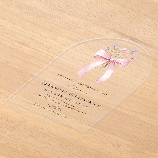 21e Verjaardagsfeest Roze Bow Wildflower Arch Acryl Uitnodigingen (Laagn)