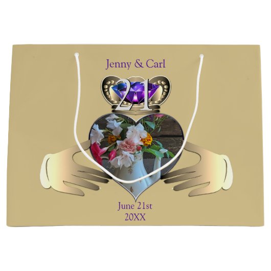 21ste bruiloft Jubileum Claddaugh Iolite Groot Cadeauzakje (Voorkant)