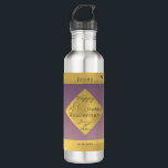 21ste Jubileum voor weddenschappen Waterfles<br><div class="desc">Ik ontwierp deze waterfles gewijd aan hun 21ste trouwdag met een knik voor de traditionele geschenken van olietsteen en messing om hun mijlpaal te markeren in dit klassieke,  onderschatte design.</div>