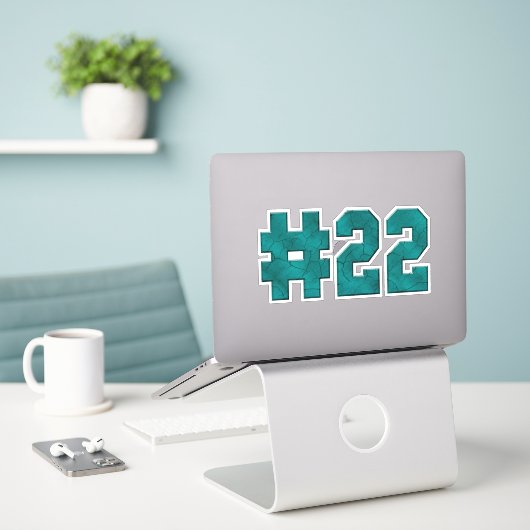 #22 Custom gesneden vinyl Sticker (Laptop op bureau)