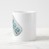 "22 DOG TAGS" Jumbo Koffie Mok (Voorkant)