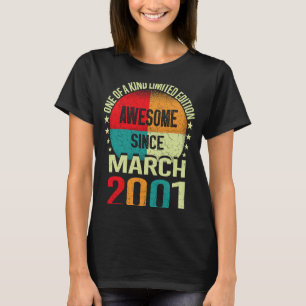 22 jaar Geweldige sinds maart 2001 22e geboorte T-shirt