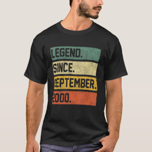 22 jaar oude 22e verjaardag Legende sinds septembe T-shirt