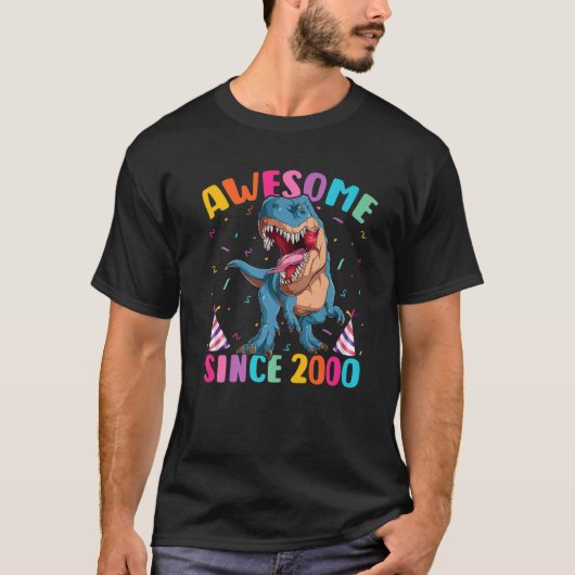 22 jaar oude dinosaur Geweldige sinds 2000 22T T-shirt (Voorkant)