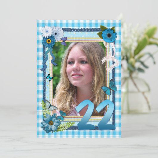 22e uitnodiging voor fotoverjaardagsfeestje (Staand voorkant)