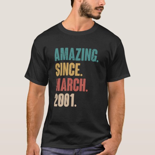 22e verjaardag sinds maart 2001 t-shirt (Voorkant)