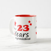 23e verjaardag, 23 jaar bruiloft Jubilea Tweekleurige Koffiemok (Voorkant links)