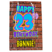 23e verjaardag: Leuk, Urban Graffiti geïnspireerd  Medium Cadeauzakje (Voorkant)