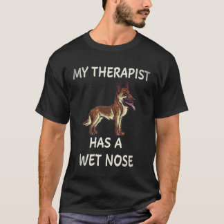 24 Mijn therapeut heeft een Duitse herder met een  T-shirt
