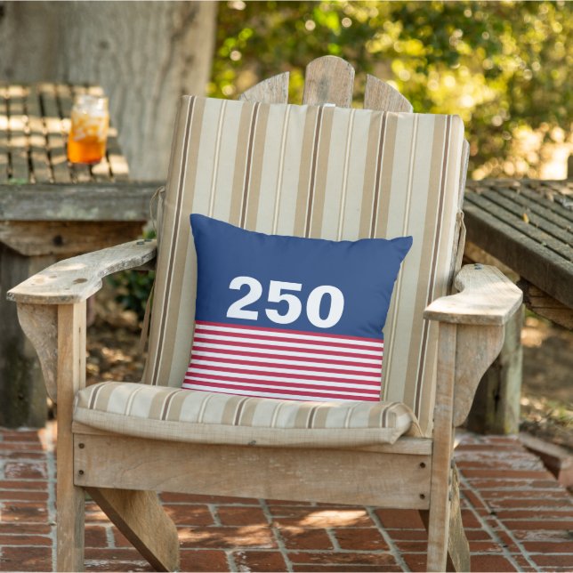 250 Red White and Blue USA Anniversary Buitenkussen (Stoel)