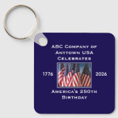 250th Anniversary USA Patriotic Flags Sleutelhanger (Voorkant)