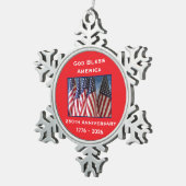 250th Anniversary USA Patriotic God Bless America  Tin Sneeuwvlok Ornament (Rechts)