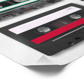 25 audiocassettes geïsoleerd op witte achtergrond perfect poster (Hoek)