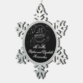 25 jaar samen Silver Wedding Jubileum Zwart Tin Sneeuwvlok Ornament (Rechts)