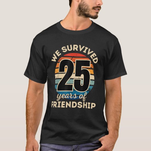 25 JAAR VRIENDSCHAP Funny Group Mat T-shirt (Voorkant)