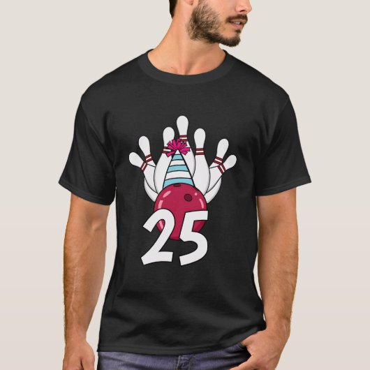 25 Verjaardag Bowling Thema Bowler 25th Bday Party T-shirt (Voorkant)