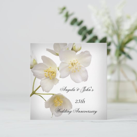 25e bruiloft Jubileum Elegant Floral White Kaart (Staand voorkant)