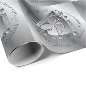 25e bruiloft Jubileum Silver Heart Medallion Cadeaupapier (Rol Hoek)