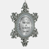 25e bruiloft Jubileum Zilver & Witte Diamanten 2 Tin Sneeuwvlok Ornament (Links)