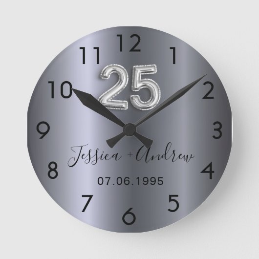 25e huwelijksverjaardag zilveren namen ronde klok (Voorkant)
