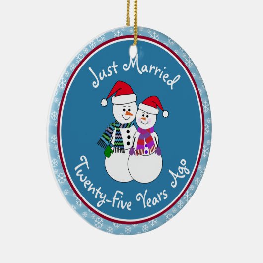 25e Jubileum Gift Fun Snow Paar Kerst Keramisch Ornament (Rechts)