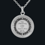 25e Silver Jubileum Monogram Sterling Zilver Ketting<br><div class="desc">25e zilveren trouwdag-monogram.</div>