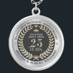 25e trouwdag zilveren glitter en goud zilver vergulden ketting<br><div class="desc">Elegante witte glitter en goud 25 jaar trouwdag met metallic zilveren en zwarte achtergrond.  zilveren bruiloft sjabloon.</div>