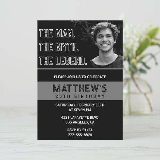 25e verjaardag Uitnodigingen Het Man The Legend (Staand voorkant)