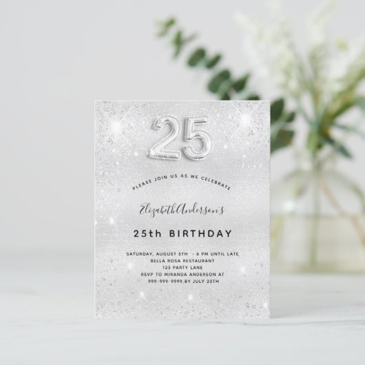 25e verjaardag zilveren glitter budgetuitnodiging (Staand voorkant)