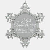 25th Wedding Jubileum Gepersonaliseerd Tin Sneeuwvlok Ornament (Voorkant)