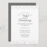 25th Wedding Jubileum Silver Stardust Confetti Kaart<br><div class="desc">Met een delicaat zilverzetsconfetti. Pas uw speciale 25 jaar zilveren huwelijkstrouwdag-informatie aan in moderne zilveren script-typografie. Ontworpen door: Thisnotme©</div>