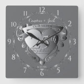 25th Wedding Jubileum Silvery Heart Emblem Vierkante Klok (Voorkant)