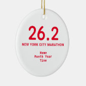26.2 Marathon Runner Personalized Red Keramisch Ornament (Rechts)