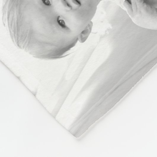 26-foto aangepaste tekst en bericht zwart-wit fleece deken (Hoek)