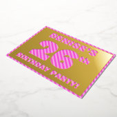 26e verjaardag — Vet, vuurtje, roze band # 26 Folie Uitnodiging (Gedraaid)