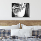 2733-Dame met Masquerade Masker Canvas Afdruk (Insitu (Slaapkamer))