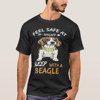 27 Voel je veilig 's nachts Slaap met een beagle T-shirt