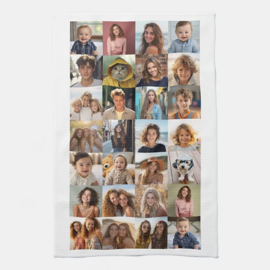 28 Fotocollage - Aangepaste tekst - Zwart en wit Theedoek (Verticaal)