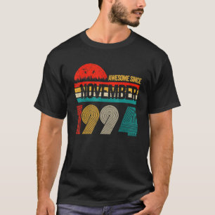 28 jaar oud Geweldige sinds november 1994 28 jaar T-shirt