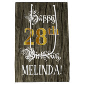 28e verjaardag: Faux Gold look & Faux Wood Pattern Medium Cadeauzakje (Achterkant)