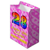 28e verjaardag: Leuke roze harten strepen; Regenbo Medium Cadeauzakje (Voorkant Gekanteld)