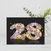 28e verjaardag, met bloemen kaart (Staand voorkant)