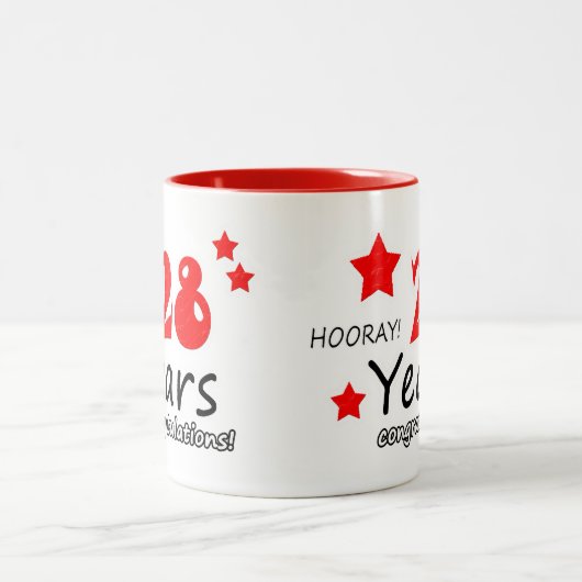 28ste verjaardag, 28 jaar Jubilea voor bruiloft Tweekleurige Koffiemok (Center)
